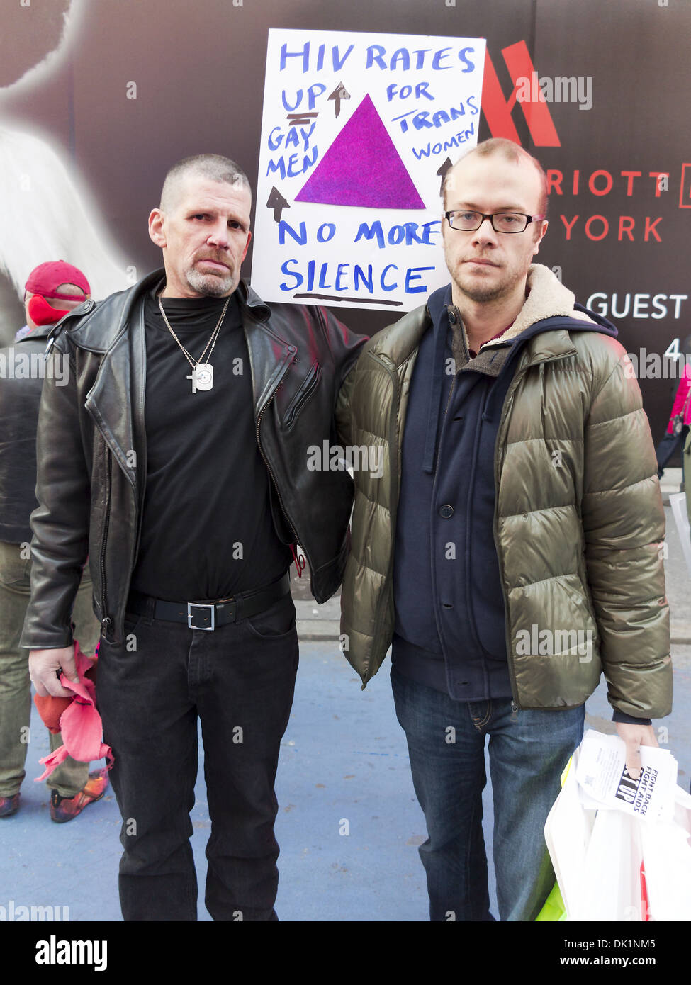 Rallye auf dem Times Square, die Kennzeichnung der 25. Begehung des Welt-Aids-Tag, Dec.1, 2013. Stockfoto