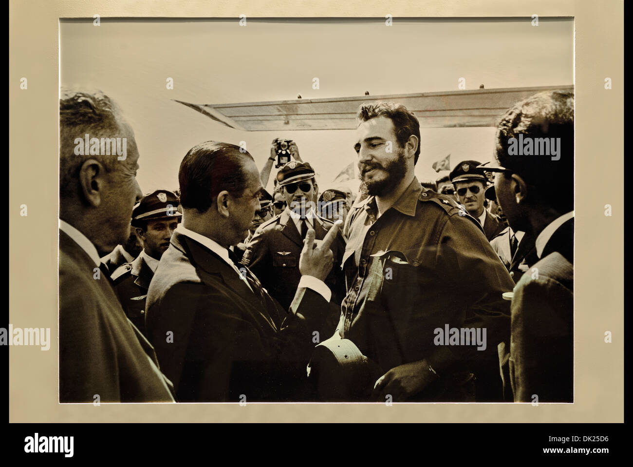 Brasilien, Brasilia: Bild im Bild "Juscelino Kubitschek mit Fidel Castro" in der Gedenkstätte JK Stockfoto