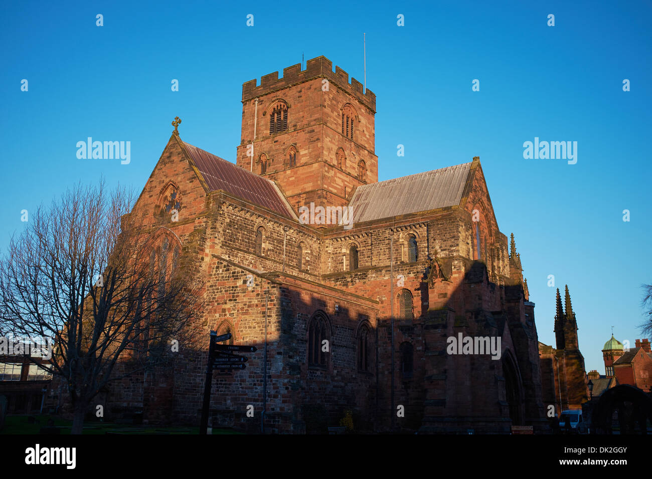 Die Kathedrale im Stadtzentrum von Carlisle Stockfoto