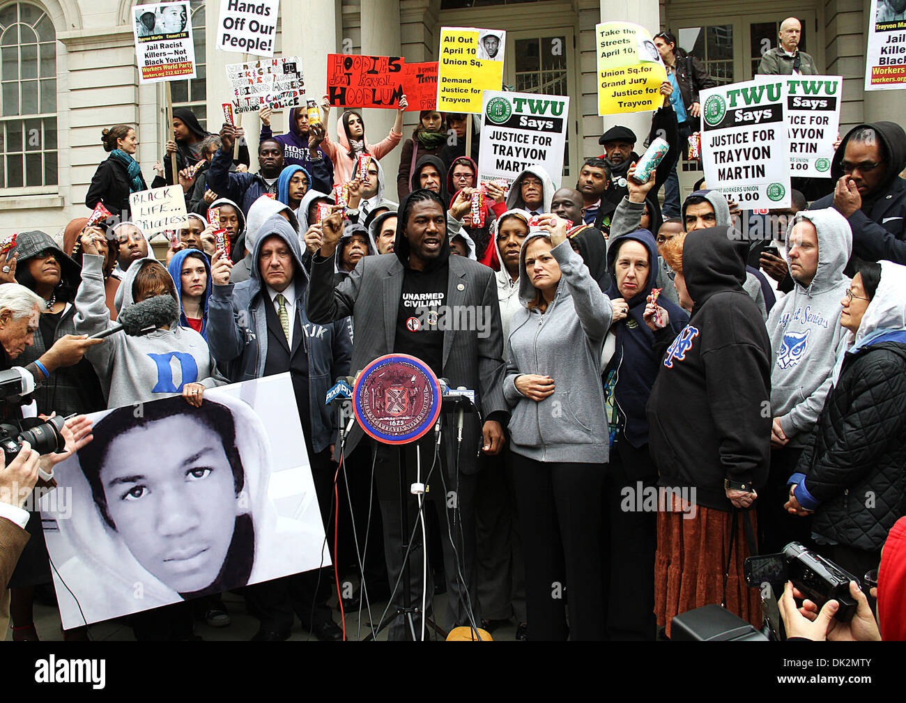Des Rates Pressekonferenz Mitglied Jumaane Williams New York City Council Member in Erinnerung an Trayvon Martin im Rathaus Stockfoto