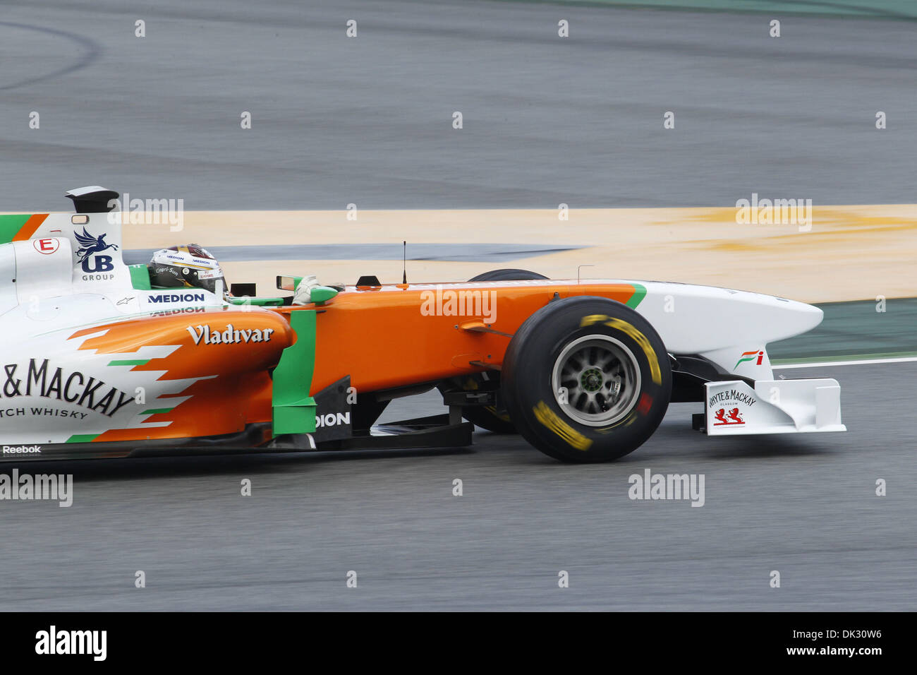20. Februar 2011 - Barcelona, Barcelona, Spanien - ADRIAN SUTIL von Force India team bei Formel 1 Vorsaison Test Montmelo, Barcelona, Spanien (Credit-Bild: © Howard Sayer/ZUMAPRESS.com) Stockfoto
