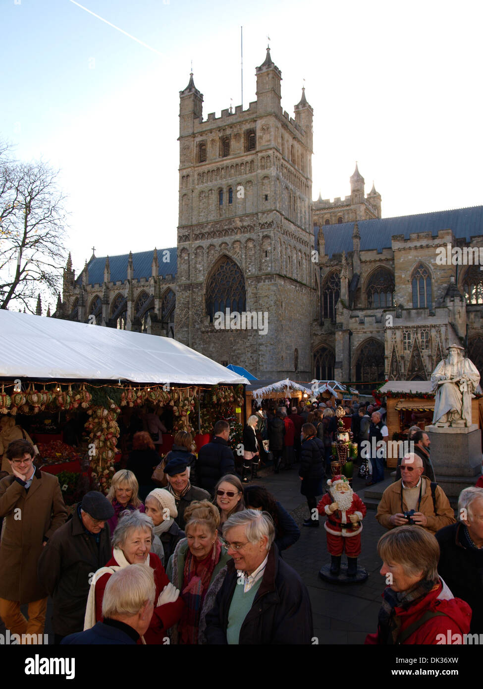 Deutschen Weihnachtsmarkt in Kathedrale von Exeter, Devon, UK Stockfoto