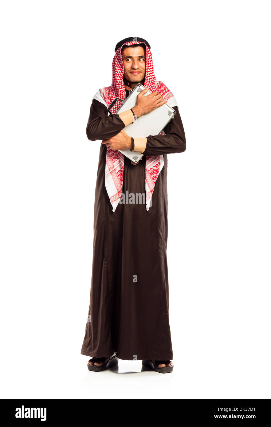 Junge lächelnde Araber mit einem Aluminium-Koffer isoliert auf weißem Hintergrund Stockfoto