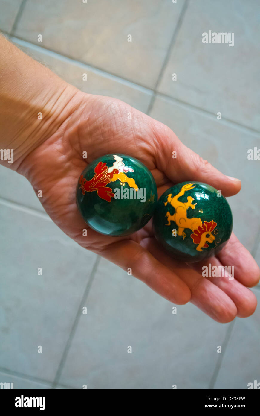 Chinesische Kugel Stockfotos und -bilder Kaufen - Alamy