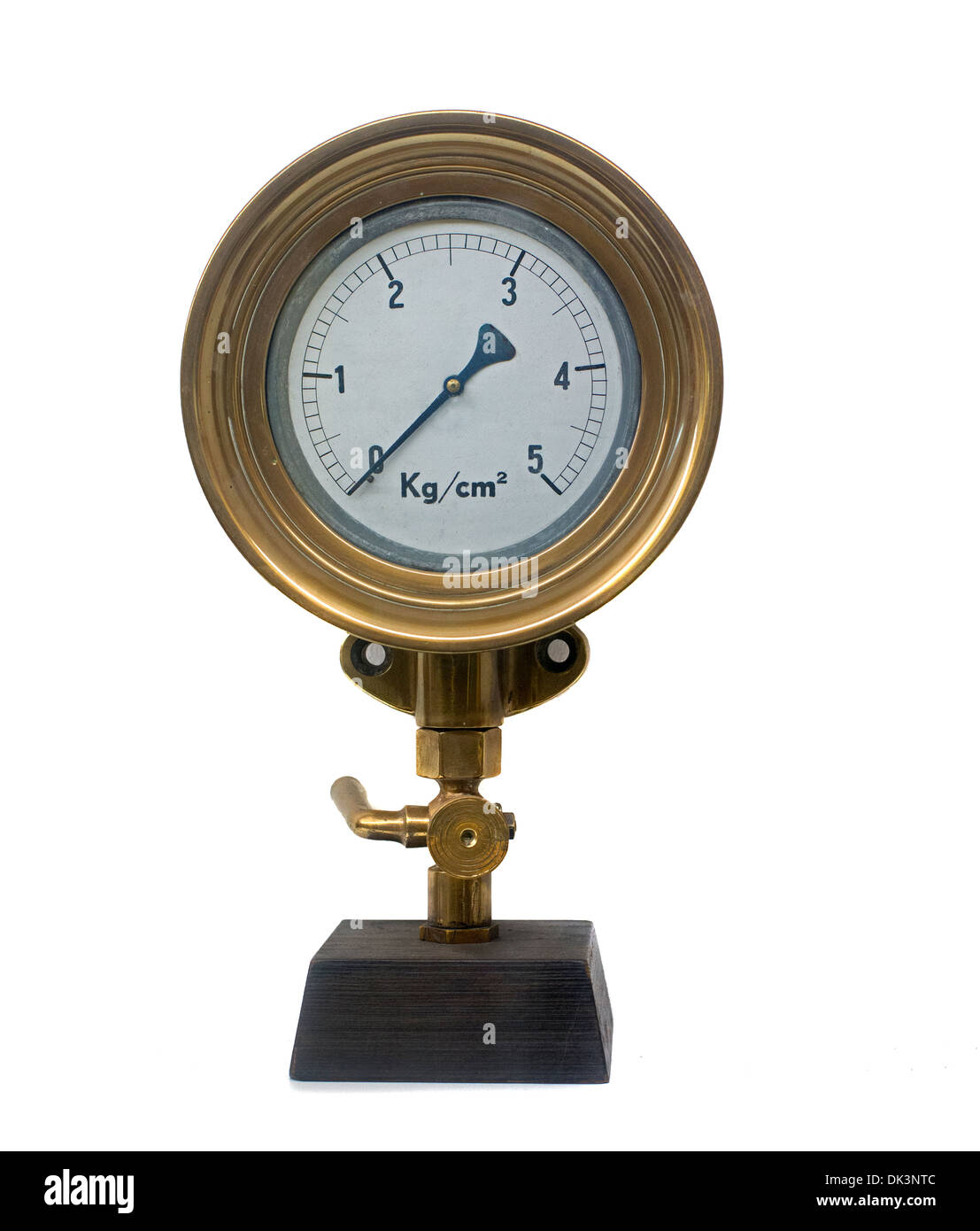 alte Kupfer Manometer in alten Bierbrauerei verwendet Stockfoto alte Kupfer Manometer in alten Bierbrauerei verwendet Stockfoto