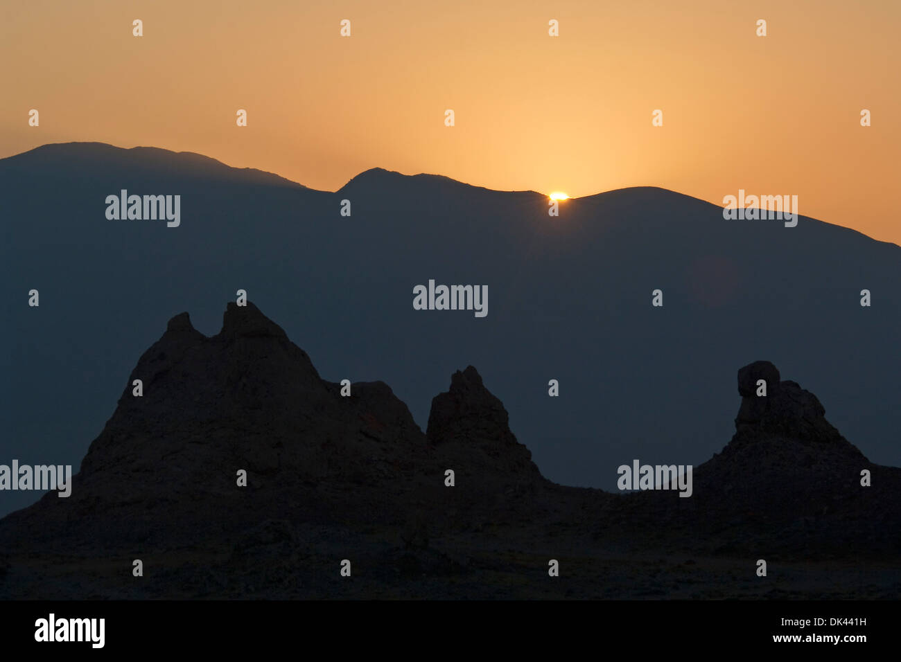 Sunrise Licht und Tuffstein Felsformationen an Trona Pinnacles, California Stockfoto