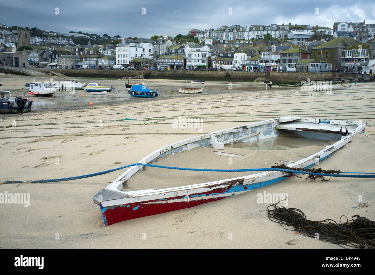 St Ives Hafen versunkenen Boot Stockfoto