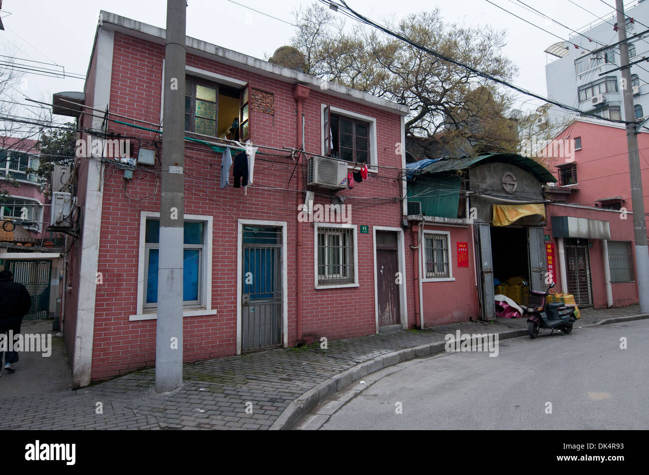 Häuser in der Nähe von Henan Road in Shanghai, China Stockfoto