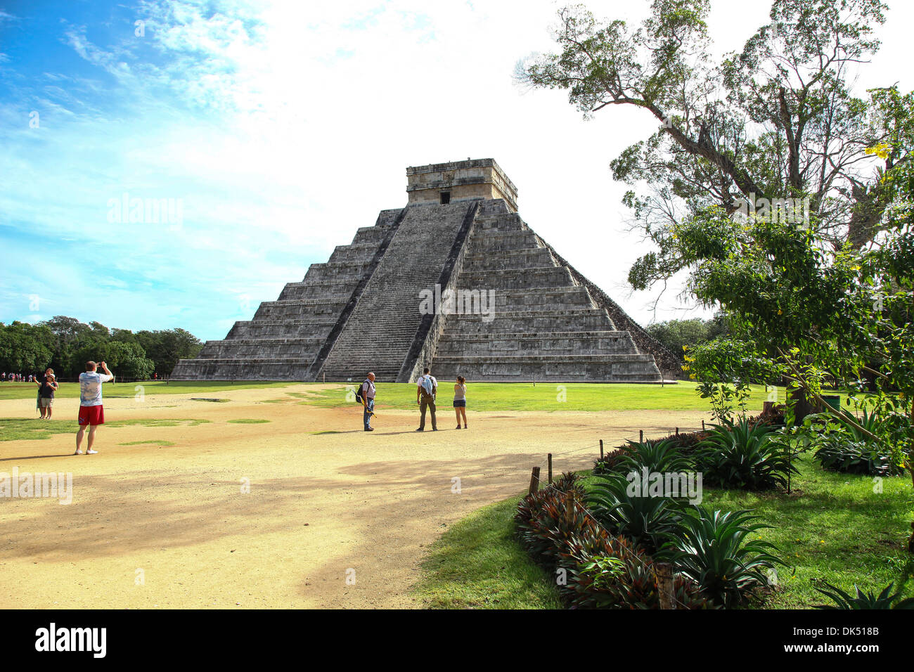 Trat der Pyramide des Kukulkan, El Castillo Chichen Itza Maya-Ruinen auf der Yucatan Halbinsel Mexico North America Stockfoto