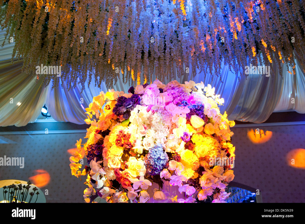 Blumen Vorhang Stockfoto Bild Alamy