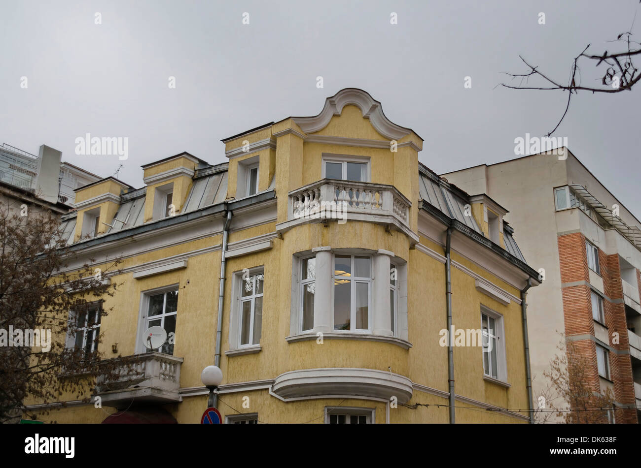 Obergeschoss mit Dachgeschosszimmer im Altbau Stockfoto