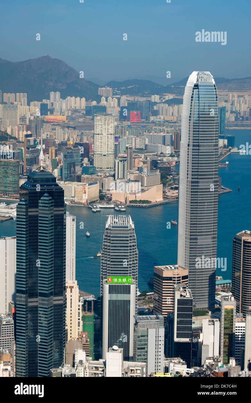 Blick auf Skyline von Hong Kong aus The Peak Stockfoto