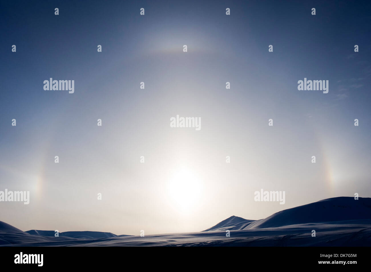 Halo um Sonne auf Spitzbergen, Svalbard, Norwegen. Stockfoto