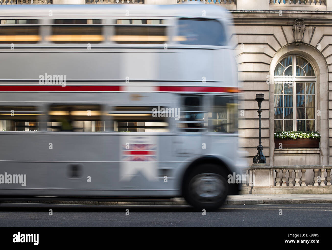 Roten Oldtimer Bus in London. London City tour Stockfoto