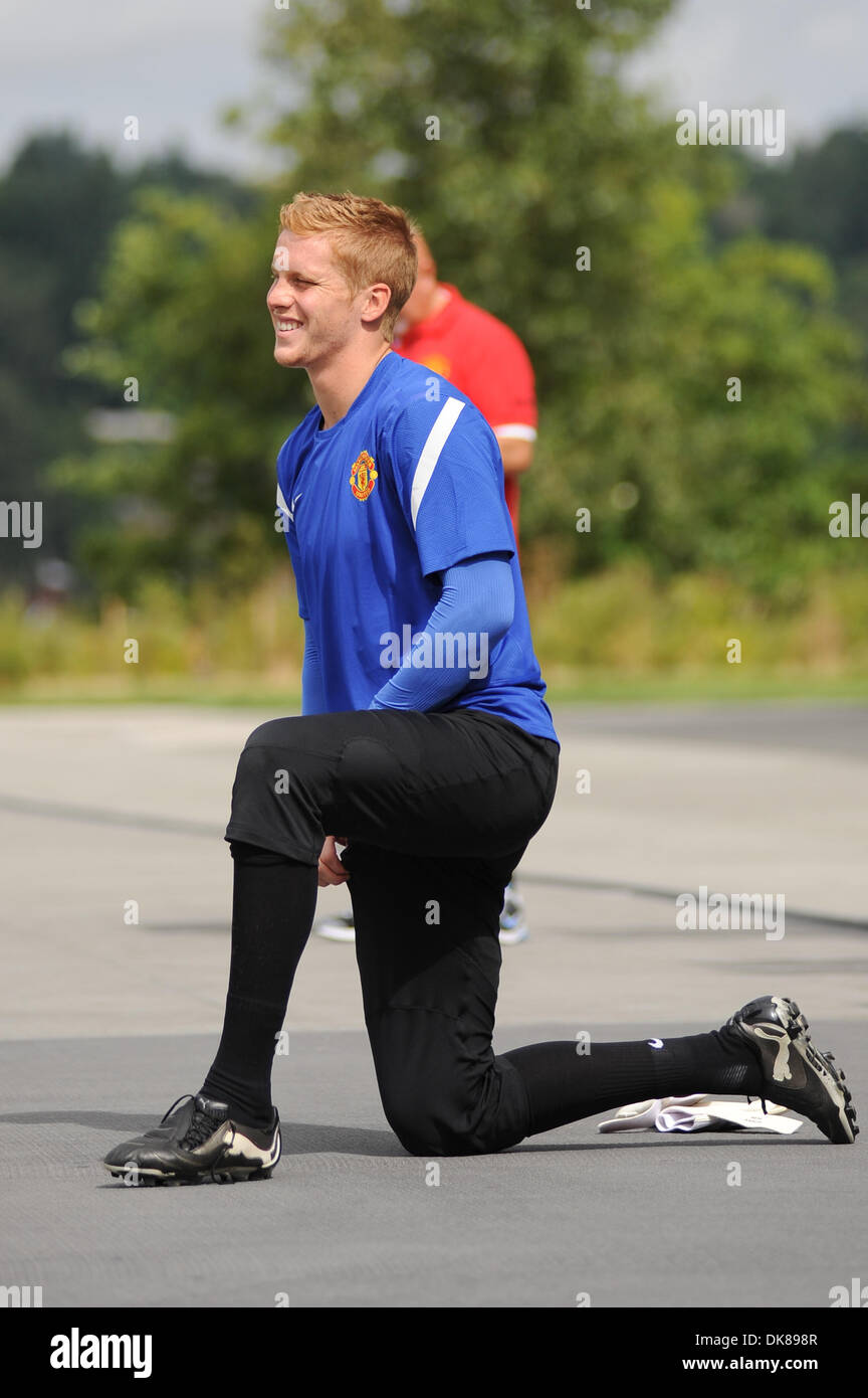 15. Juli 2011 erstreckt sich - Renton, Washington, Vereinigte Staaten von Amerika - Ben Amos während Manchester United Football Club Ausbildung in Seattle während ihrer US-Vorsaison-Tour. (Kredit-Bild: © Chris Coulter/Southcreek Global/ZUMApress.com) Stockfoto