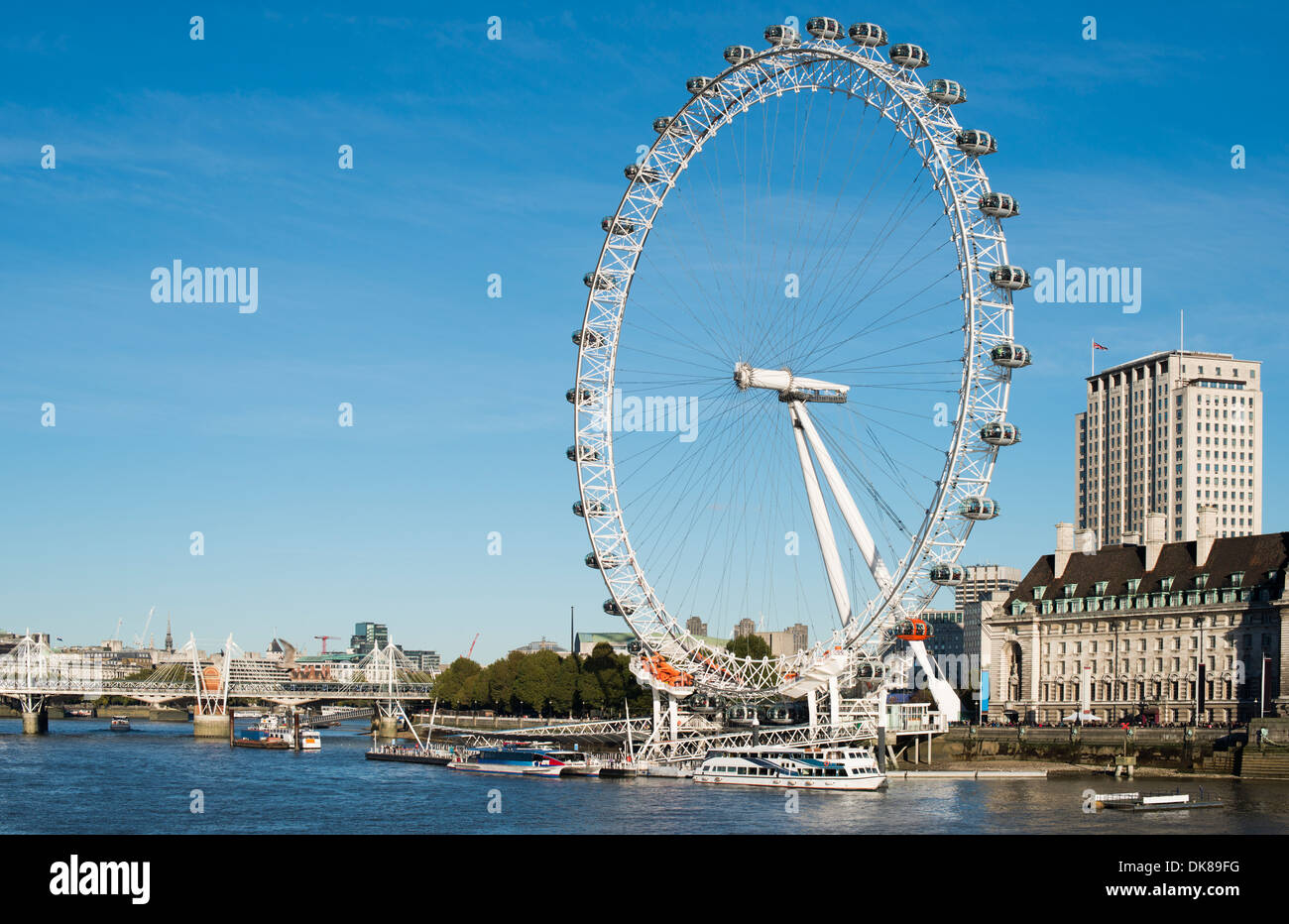 Das Auge-Symbol von London. Blauer Himmel Stockfoto