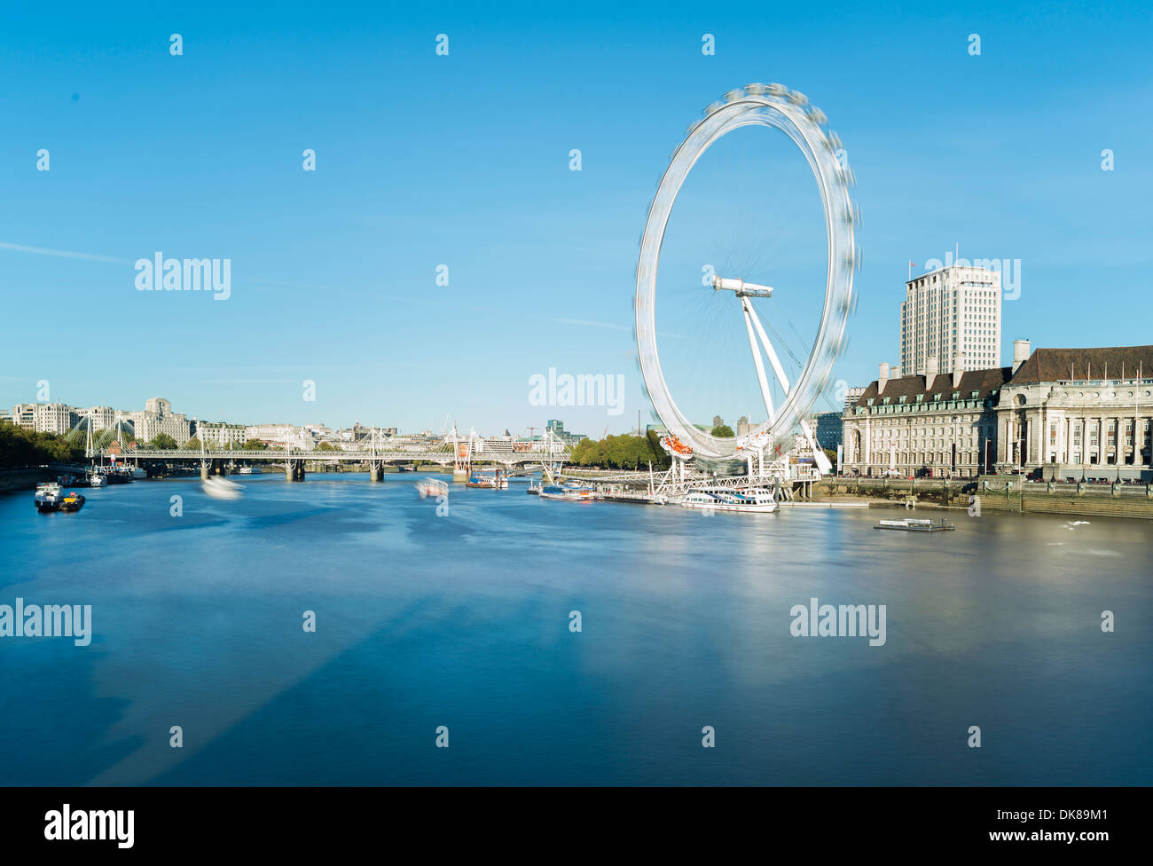 Das Auge-Symbol von London. Blauer Himmel Stockfoto