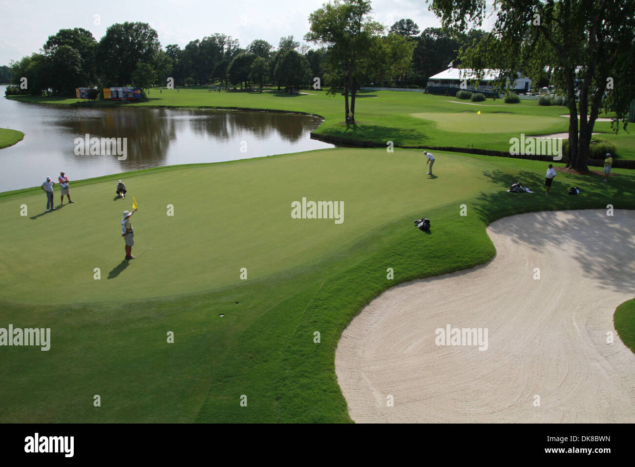 16. Juli 2011 - Madison, Mississippi, Vereinigte Staaten von Amerika - das 18. Grün von den Tribünen bei der Viking Classic im Annandale Golf Club. (Kredit-Bild: © Hays Collins/Southcreek Global/ZUMAPRESS.com) Stockfoto