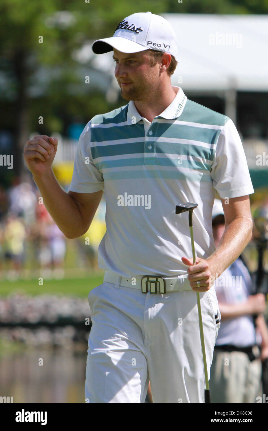 17. Juli 2011 - Madison, Mississippi, Vereinigte Staaten von Amerika - Chris Kirk feiert seinen Sieg bei der Viking Classic im Annandale Golf Club. (Kredit-Bild: © Hays Collins/Southcreek Global/ZUMAPRESS.com) Stockfoto