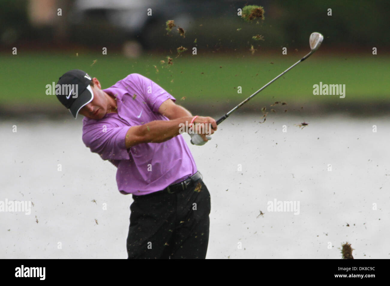 17. Juli 2011 - Madison, Mississippi, Vereinigte Staaten von Amerika - Kevin Kisner trifft ein Annäherungsschlag während der Viking Classic im Annandale Golf Club. (Kredit-Bild: © Hays Collins/Southcreek Global/ZUMAPRESS.com) Stockfoto