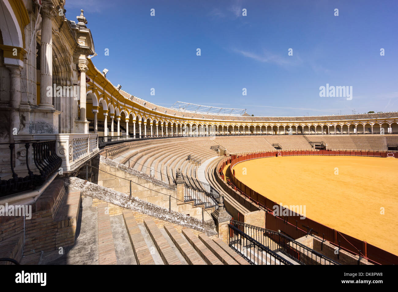 Plaza de Toros de Sevilla, La Real Maestranza de Caballería de Sevilla, Stierkampfarena Sevillas Stockfoto