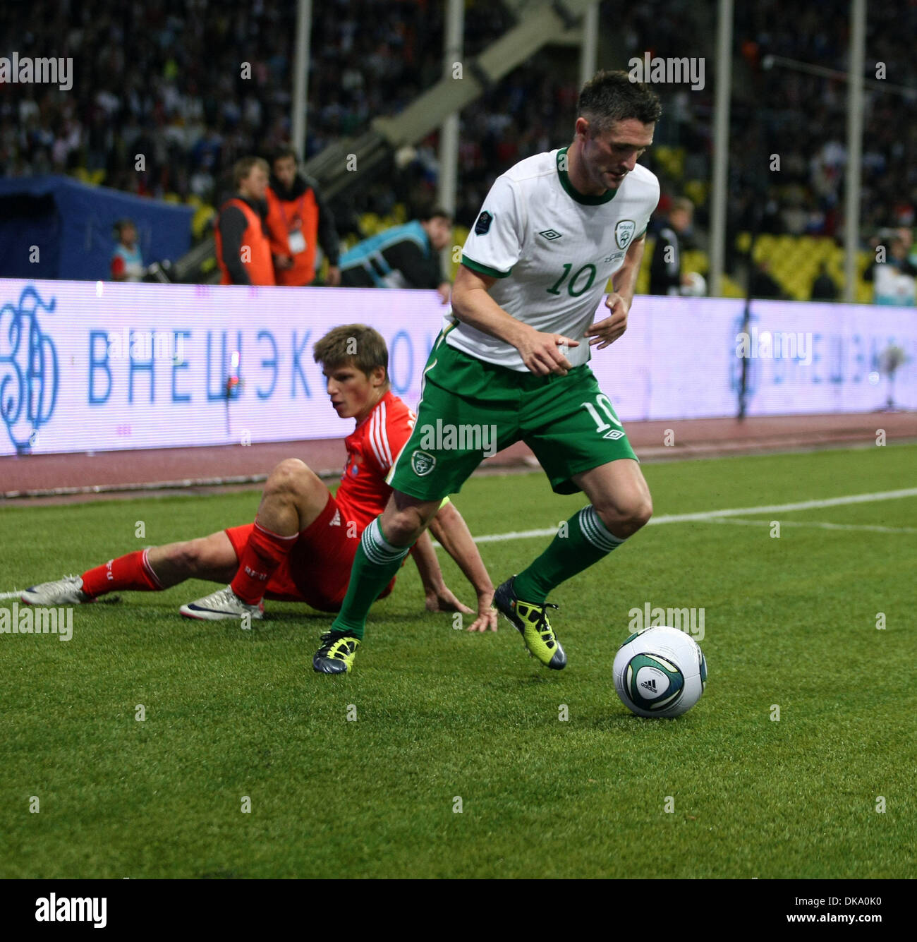 Sept. 06, 2011 - Moskau, Russland - Russlands ANDREI ARSHAVIN an Irlands ROBBIE KEANE #10 während der Euro 2012 Fußball Qualifikation zwischen russischen Vs Irland verliert. Spiel der Gäste war ein Unentschieden. (Kredit-Bild: © Aleksander V.Chernykh/PhotoXpress/ZUMAPRESS.com) Stockfoto