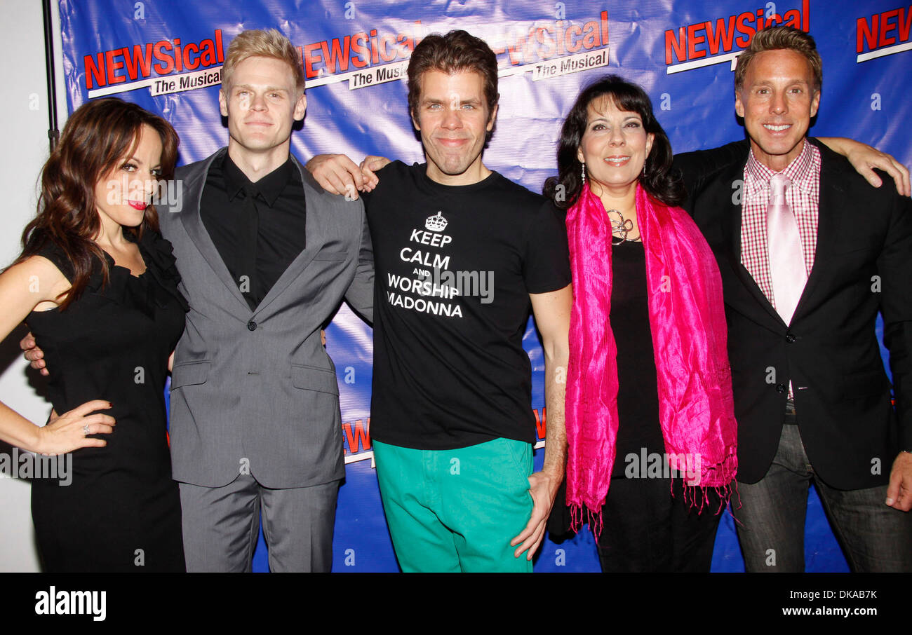 Leslie Kritzer Tommy Walker Perez Hilton Christine Pedi und Michael West Perez Hilton VIP Opening Night after-Party für Stockfoto