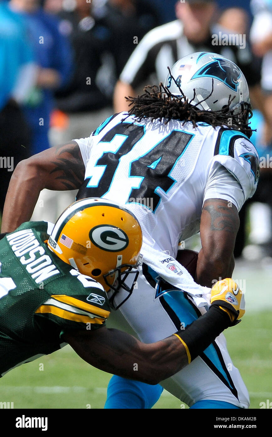 18. September 2011 - Charlotte, North Carolina, USA - Carolina Panthers Runningback DeAngelo Williams (34). Panthers führen die Packers an er Hälfte 13-7 bei der Bank of America Stadium in Charlotte, North Carolina. (Kredit-Bild: © Anthony Barham/Southcreek Global/ZUMAPRESS.com) Stockfoto