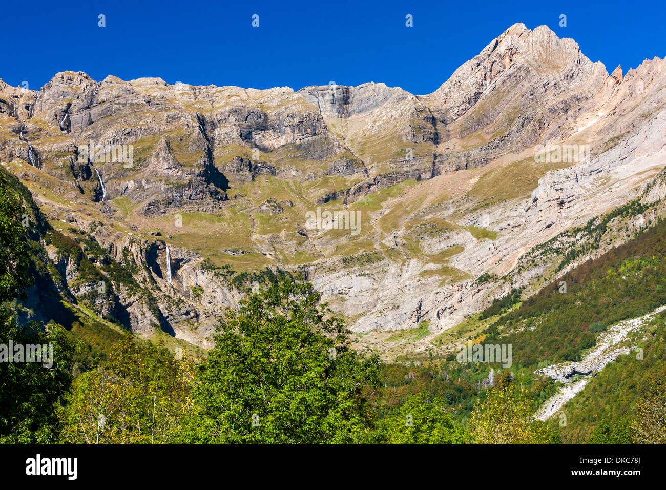 Valle de Pineta, Parque Nacional de Ordesa Y Monte Perdido, Pyrenäen, Huesca, Aragon, Spanien, Europa. Stockfoto