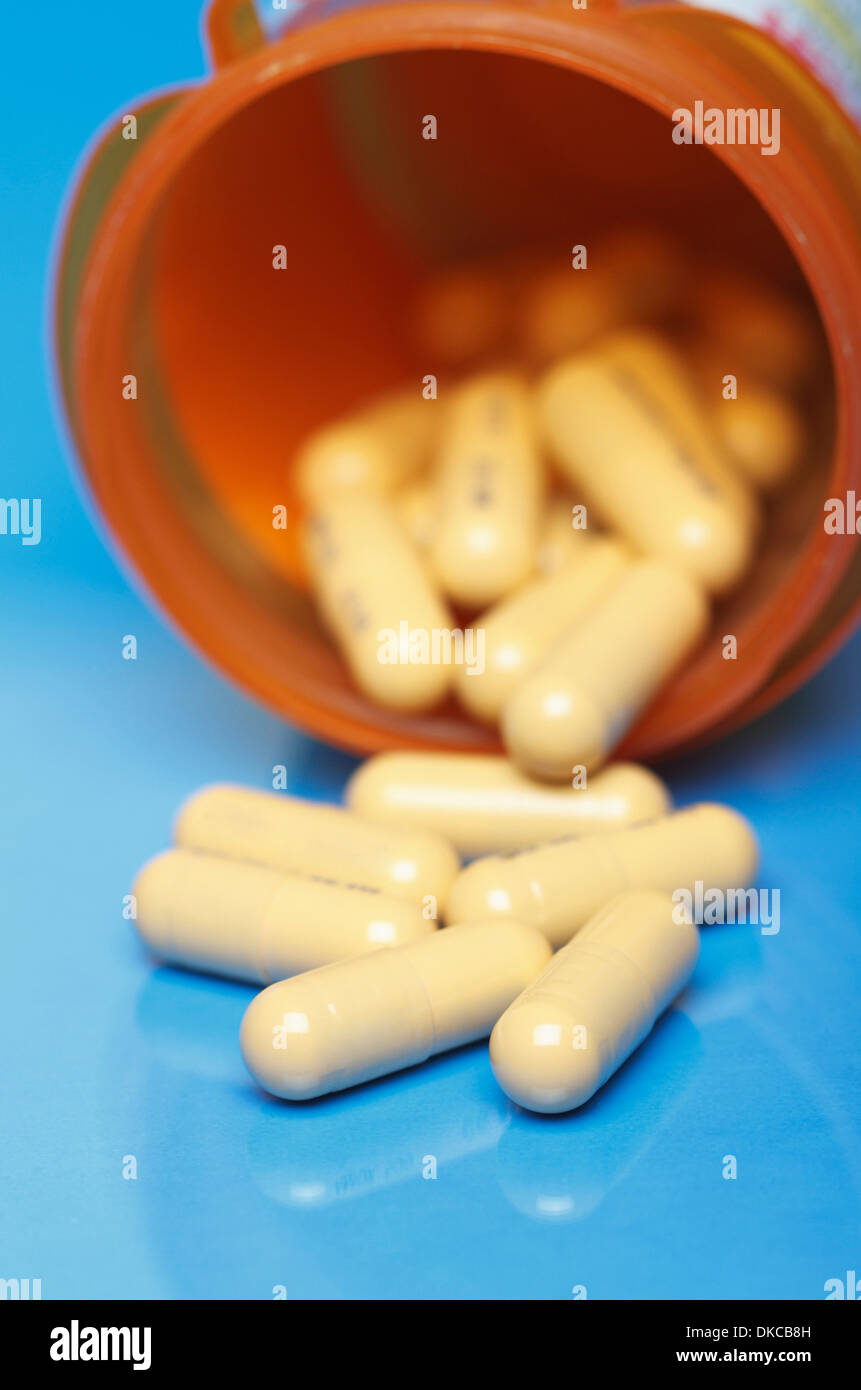 500 mg kapseln -Fotos und -Bildmaterial in hoher Auflösung – Alamy