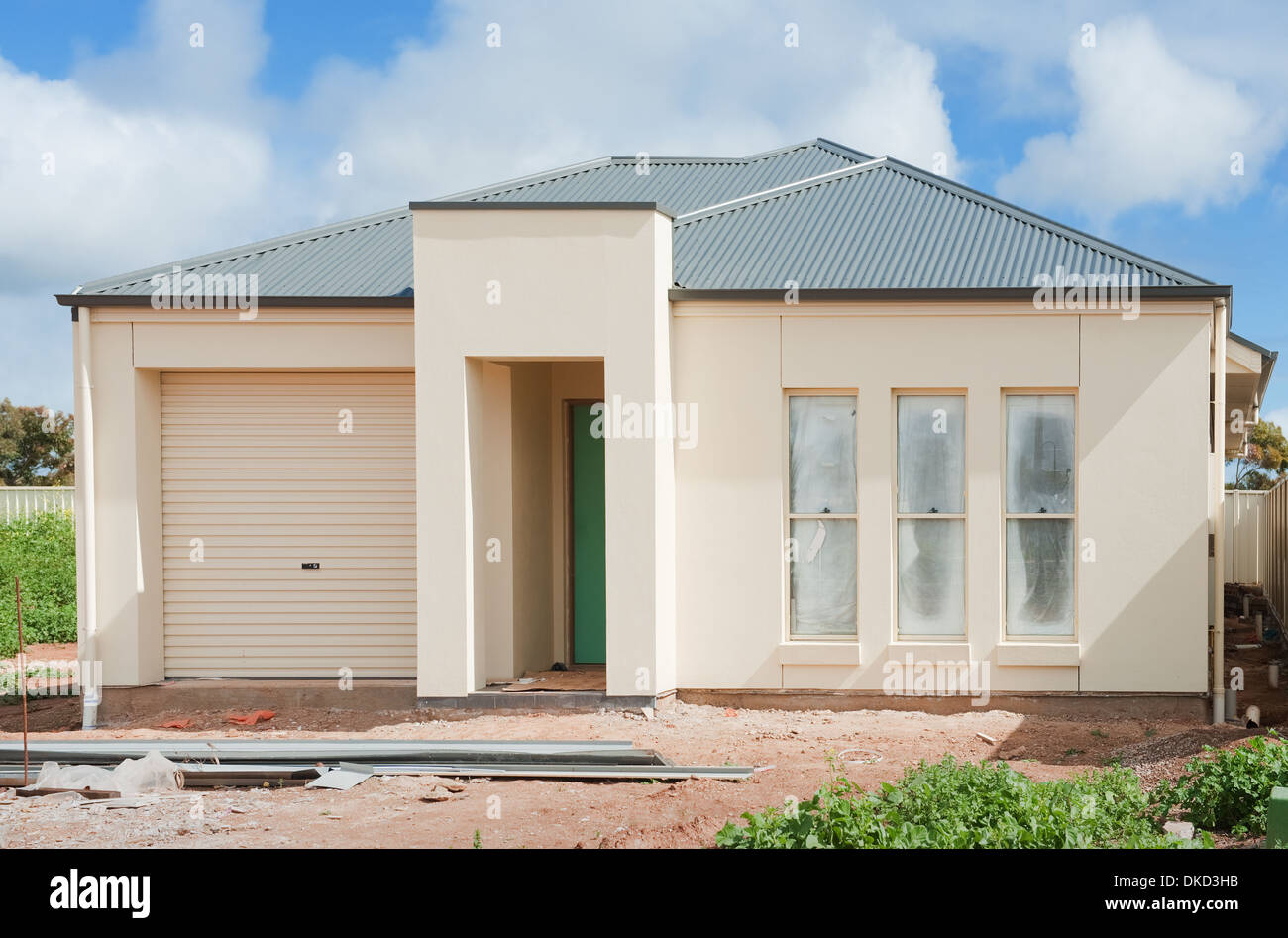 neuen Vorstadthaus derzeit im Bau gegen blauen Himmel Stockfoto