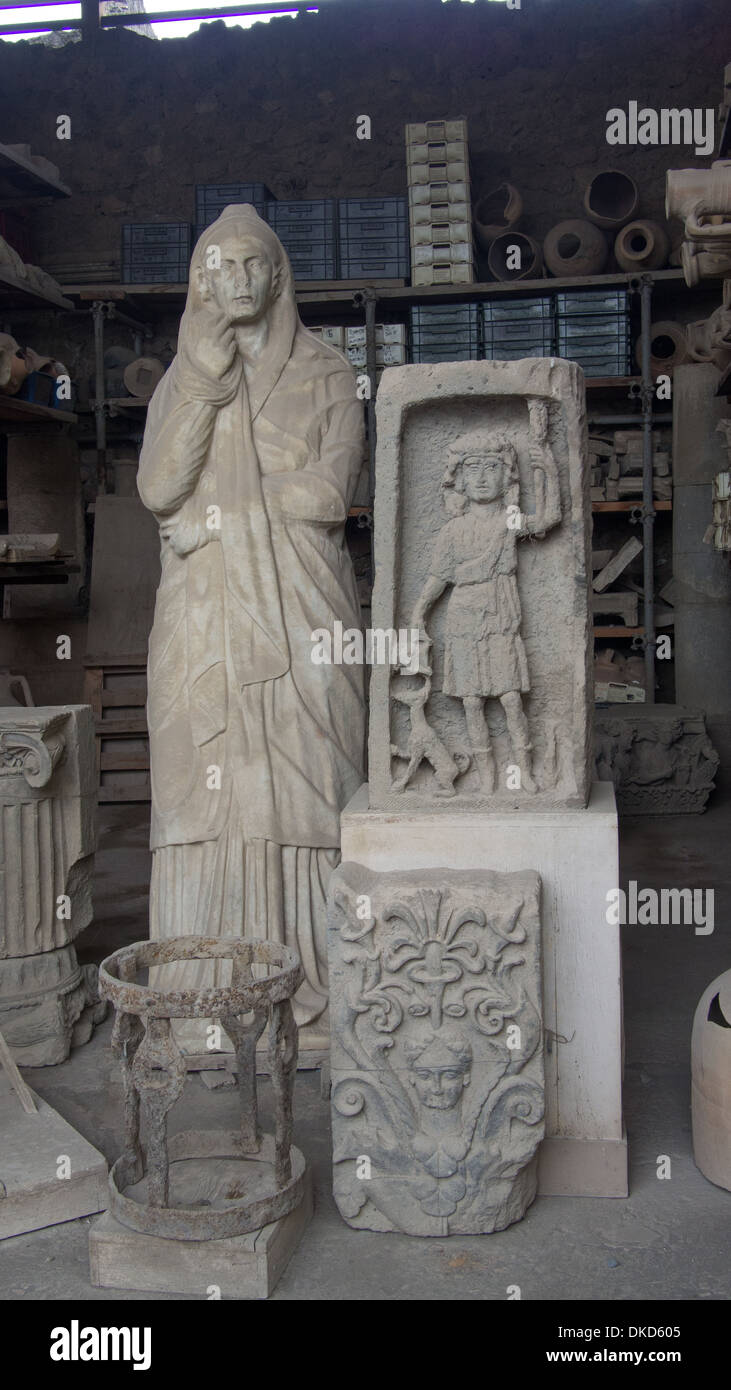 Pompeji skulpturen -Fotos und -Bildmaterial in hoher Auflösung – Alamy