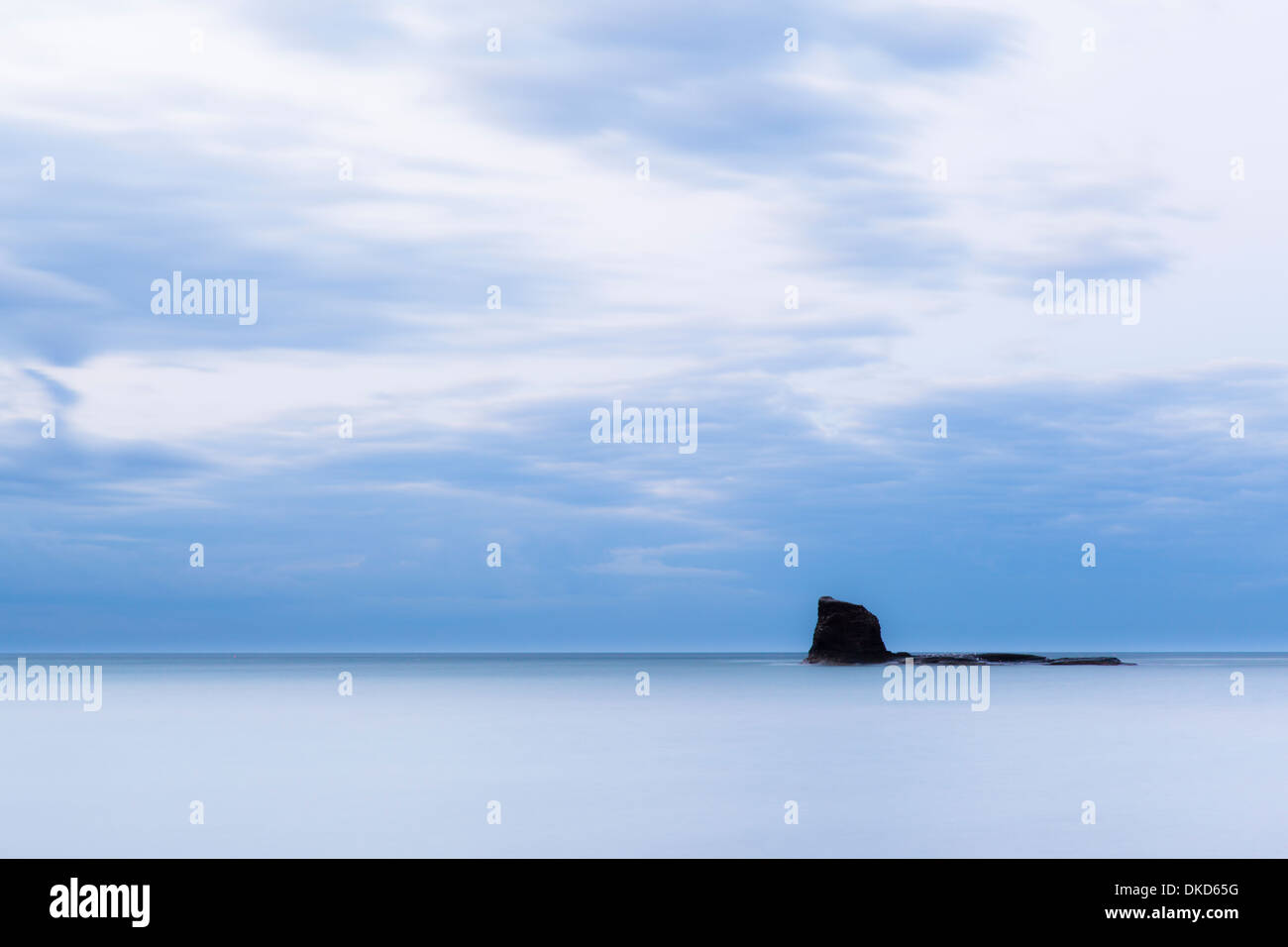 Gegen Bay in der Morgendämmerung, nr Whitby. Stockfoto