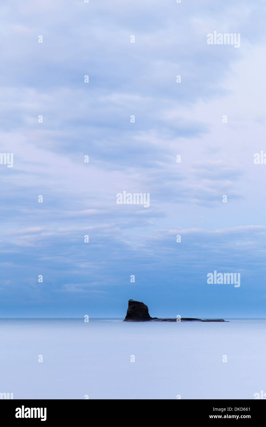 Gegen Bay in der Morgendämmerung, nr Whitby. Stockfoto