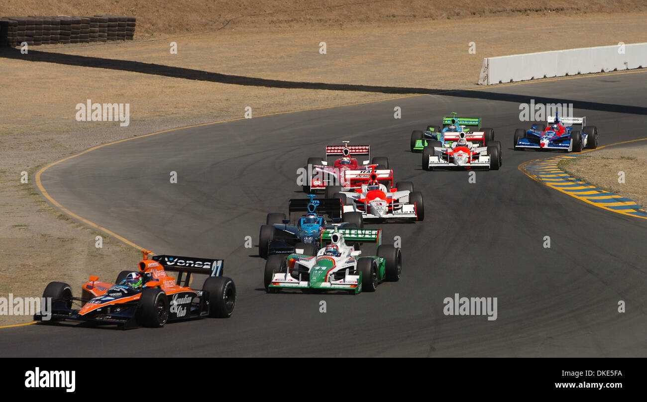 Indy Treiber Dario Franchitti, #27, würde führt das Pack zu Beginn des Motorola Indy 300 auf Sonntag, 26. August 2007 auf dem Infineon Raceway in Sonoma, Kalifornien Franchitti Dritter Platz.  (Jose Carlos Fajardo/Contra Costa Times / ZUMA Press). Stockfoto