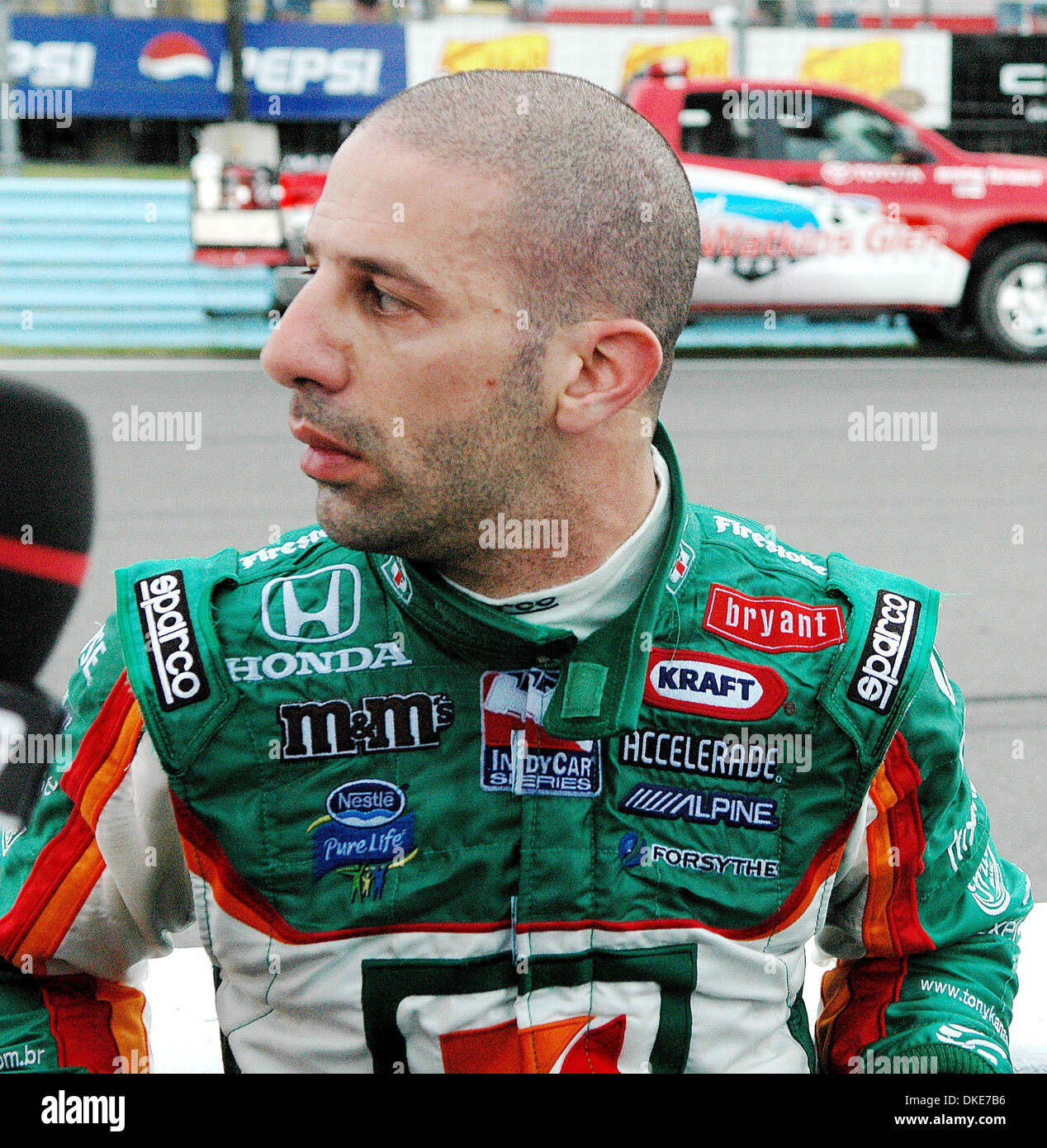 8. Juli 2007: Tony Kanaan aus dem Andretti Green Racing Team nach einem Handgemenge mit Sam Hornish Jr. bei den Watkins Glen Grand Prix. Scott Dixon gewinnt seinen dritten aufeinanderfolgenden Watkins Glen Grand Prix bei 3,4-Meile, 11 wiederum natürliche Straßenkurs in der Finger Lakes Region von Upstate New York. Foto (c) Alan Schwartz / Cal Sport Media. (Kredit-Bild: © Alan Schwartz/Cal-Sport-Medien) Stockfoto