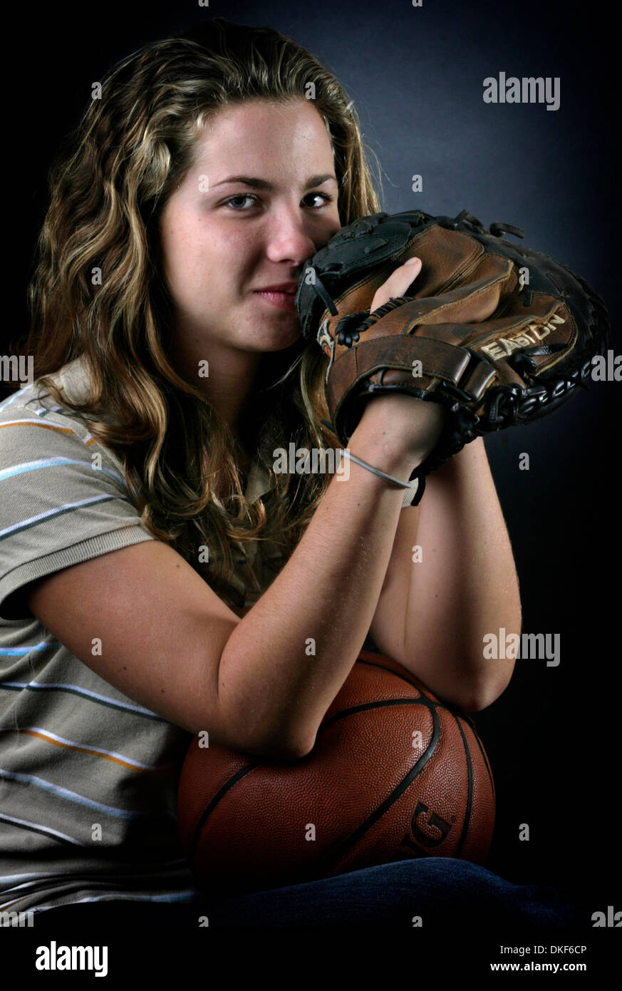 HT 307221 thom nscacadem 2 3 (08.06.2009 BROOKSVILLE) - Hernando Christian Academy Heidi Riley zeichnete sich im Softball und Basketball und Lacrosse Club spielte. Sie ist die Zeiten Norden Suncoast akademischen Sportlerin des Jahres (Credit-Bild: © St. Petersburg Times / ZUMA Press) Stockfoto