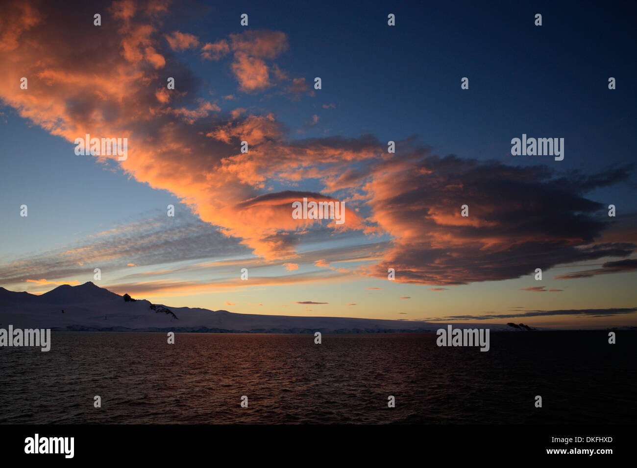 Sonnenuntergang, Wolke Bildung, Weddellmeer, Antarktis Stockfoto