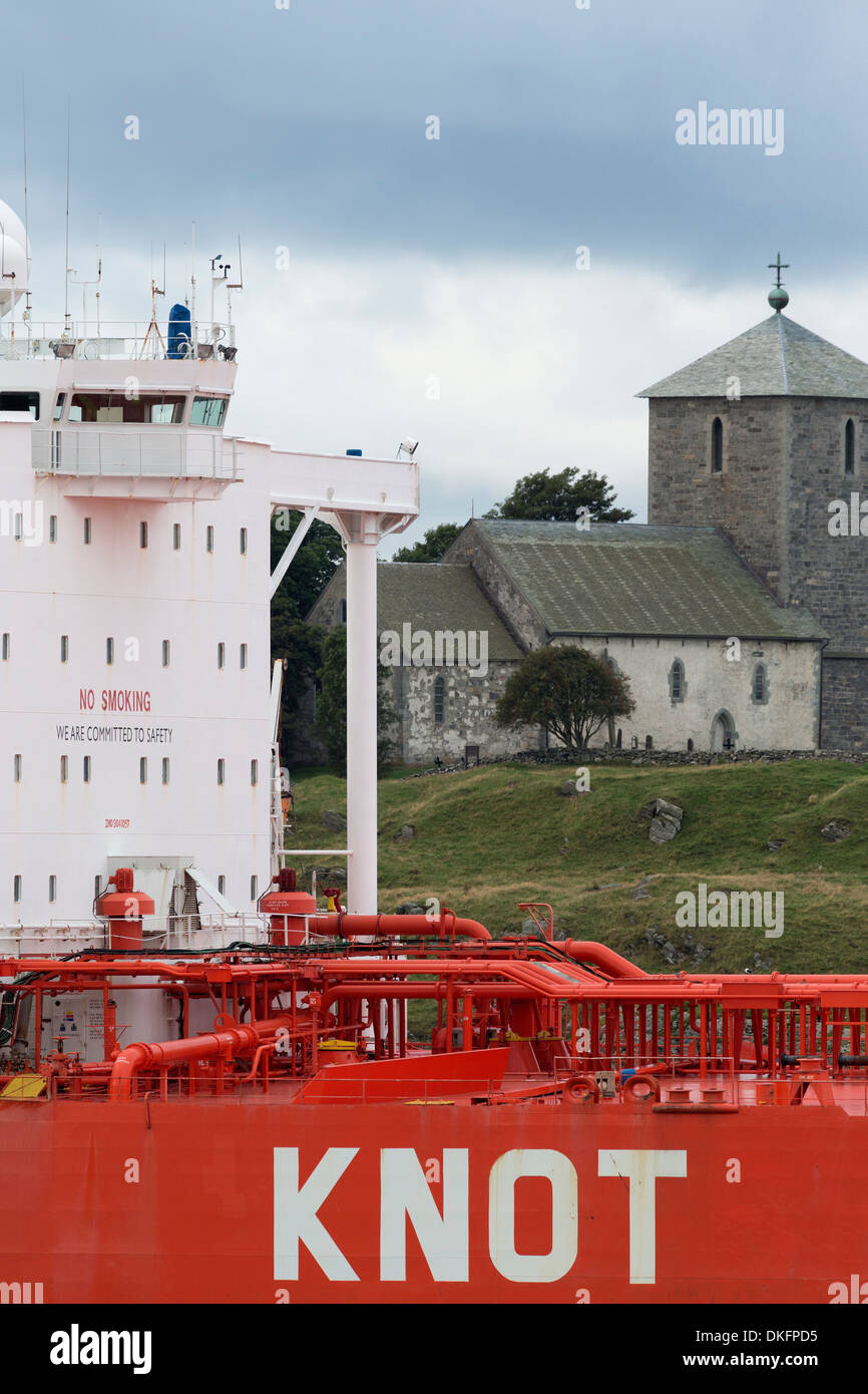 Bis Shuttle-Tanker in Haugesund, Norwegen verlegt. Stockfoto
