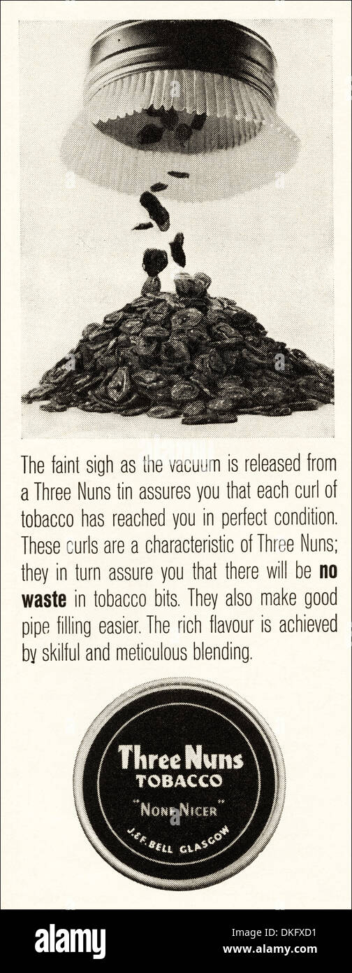 1960er Jahre Vintage Magazin Werbung Werbung drei Nonnen Pfeifentabak Stockfoto