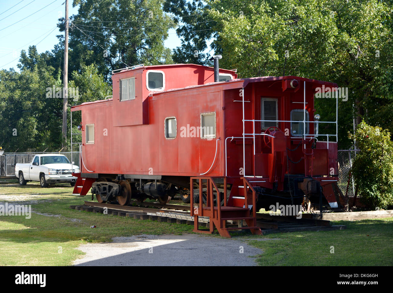Wagen auf dem Display an der Sapulpa Trolley und Eisenbahnmuseum in Oklahoma auf der alten Route 66 Stockfoto