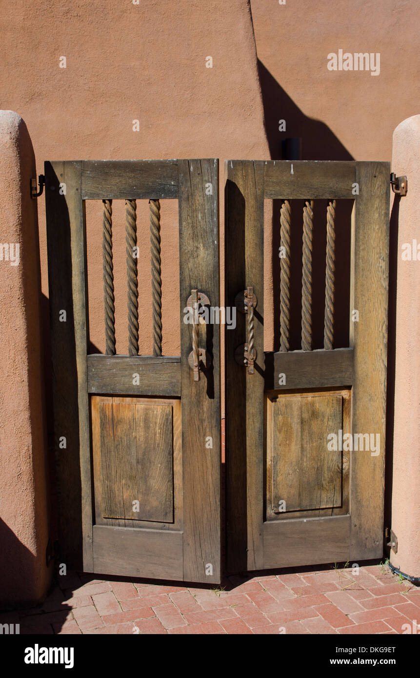 Das Besucherzentrum am Pecos nationaler historischer Park ist sehr schön mit typischen Southwestern Flair gestaltet. Stockfoto
