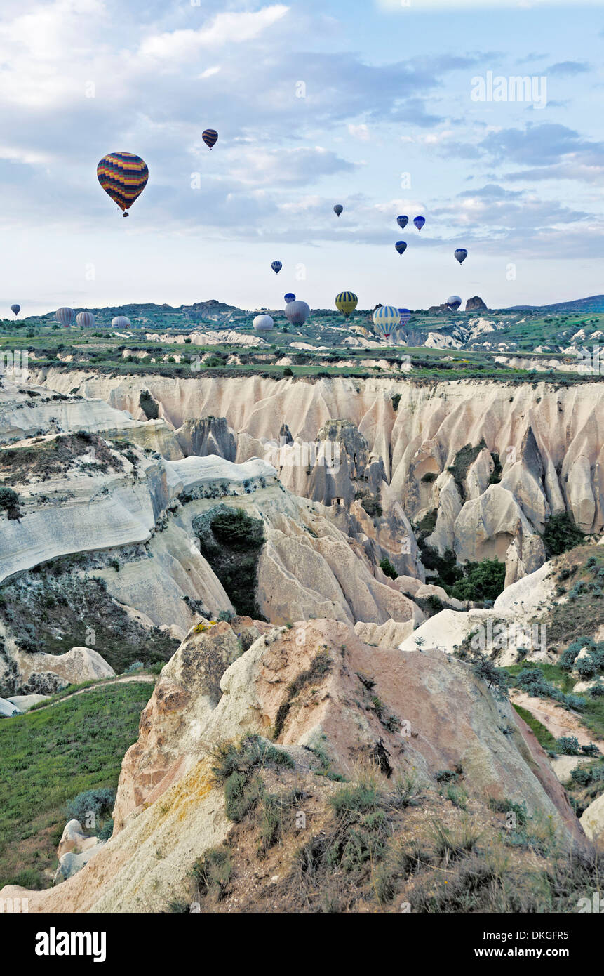 Heißluftballons, Kappadokien, Anatolien, Türkei, Asien Stockfoto