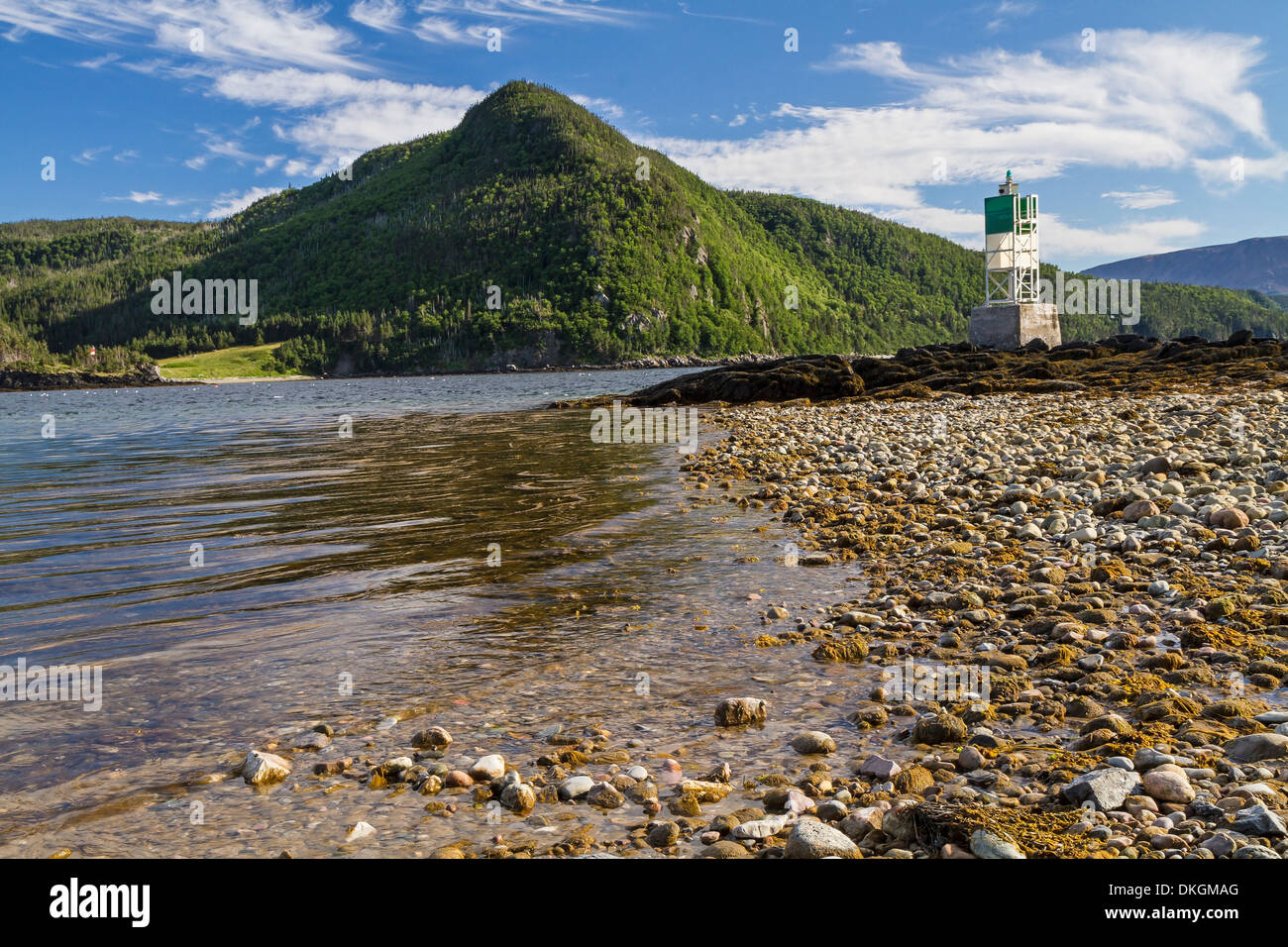 Fahrwassermarkierung an einem Norris Punkt Bonne Bay in Gros Morne National Park, Neufundland Stockfoto