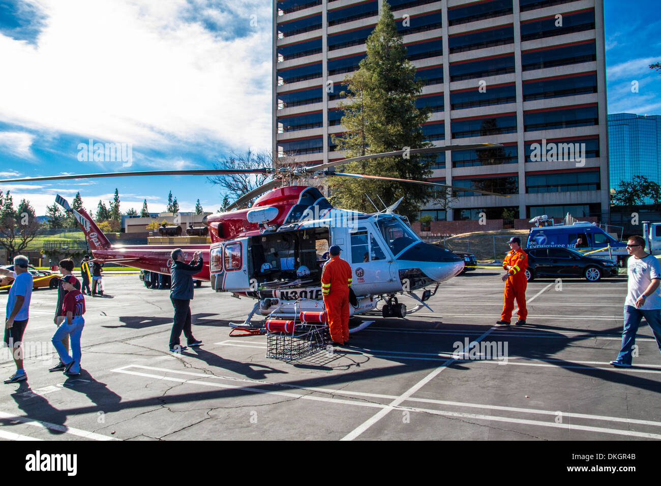 Los Angeles City Feuerwehr Hubschrauber bei der 2013 Motor4toys Veranstaltung in Woodland Hills, Kalifornien Stockfoto