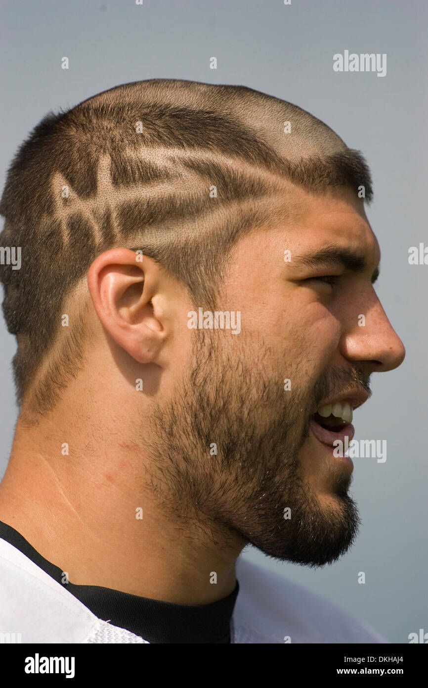 Jacksonville Jaguars Tight End Zach Miller Zeigt Seine Neue
