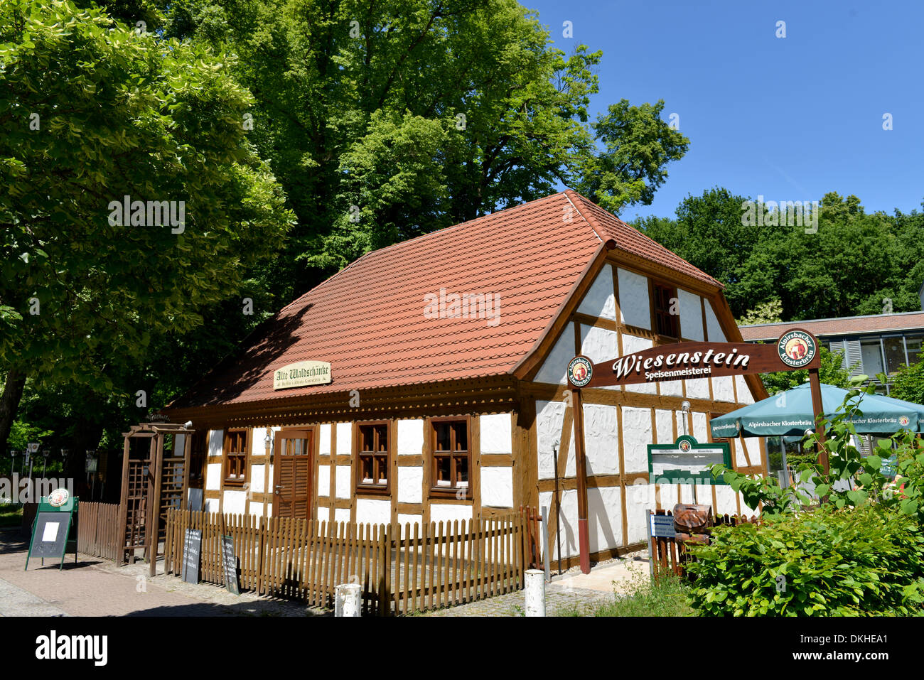 Wiesenstein, Karolinenstraße, Tegel, Berlin, Alte Waldschaenke, Deutschland / Waldschänke Stockfoto