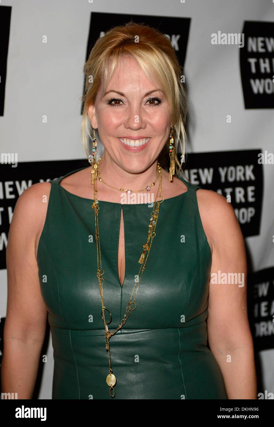 New York, NY, USA. 5. Dezember 2013. Heather Randall im Ankunftsbereich für was es alle geht? BACHARACH neu erdacht, New York Theatre Workshop, New York, NY 5. Dezember 2013. Bildnachweis: Derek Sturm/Everett Collection/Alamy Live-Nachrichten Stockfoto