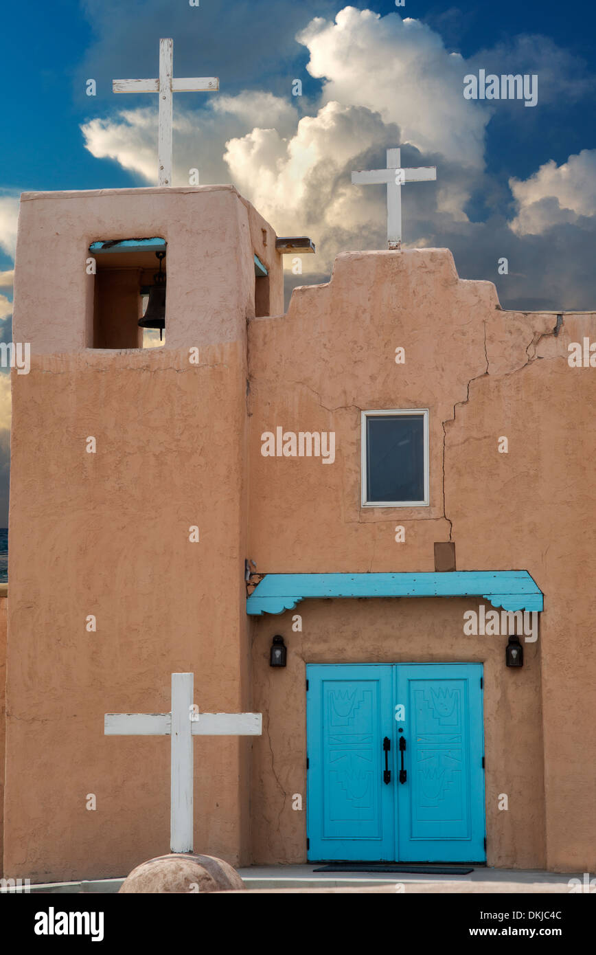 Kirche von Santa Clara Pueblo. New-Mexico Stockfoto