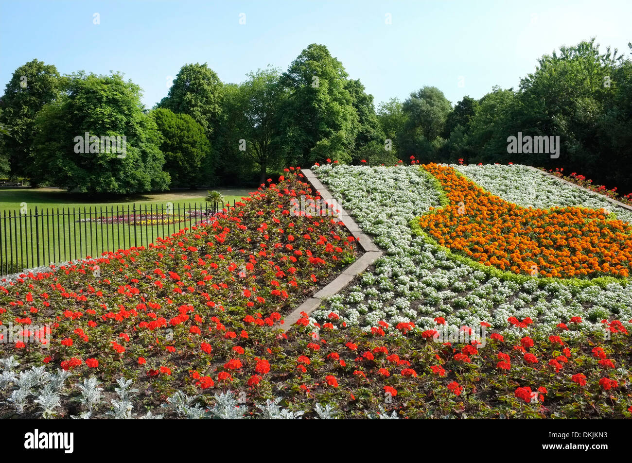 Blumenbeete im Roundhay Park, Leeds, Großbritannien Stockfoto